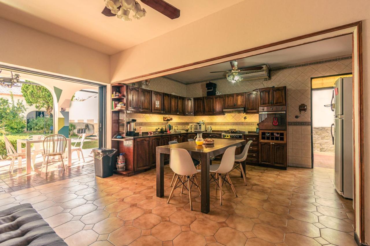 Fuxia House Hostel Mendoza Dış mekan fotoğraf