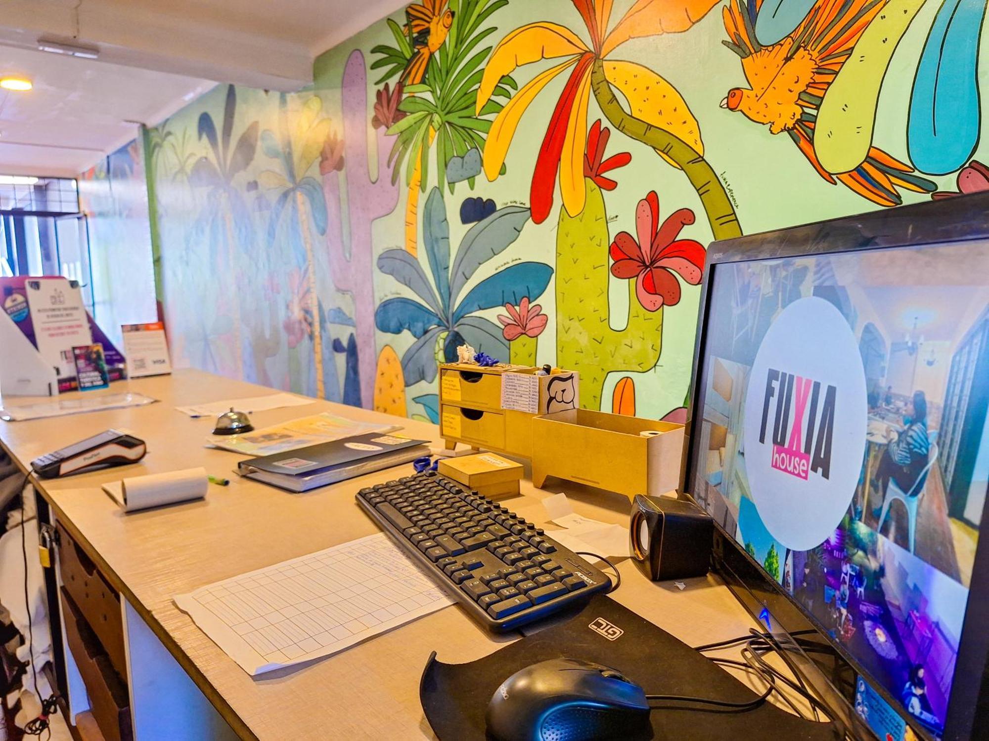 Fuxia House Hostel Mendoza Dış mekan fotoğraf